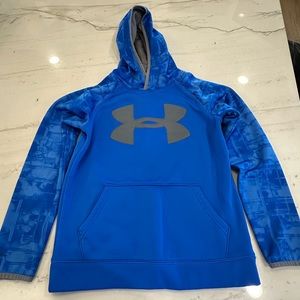 Boys youth medium Under Armour sweatshirt.